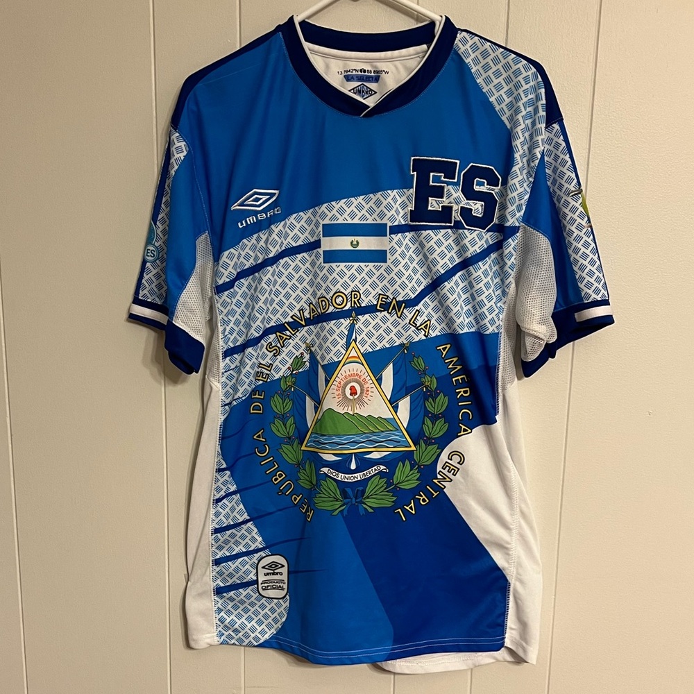 Umbro El Salvador National Team Soccer Jersey‎ size XL